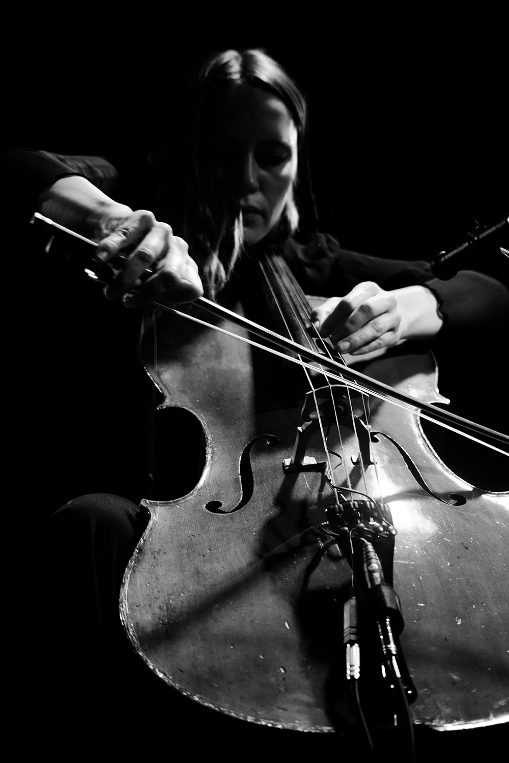 Leila Bordreuil by Laurent Orseau - Concert - Les Ateliers Claus - Brussels, Belgium #2