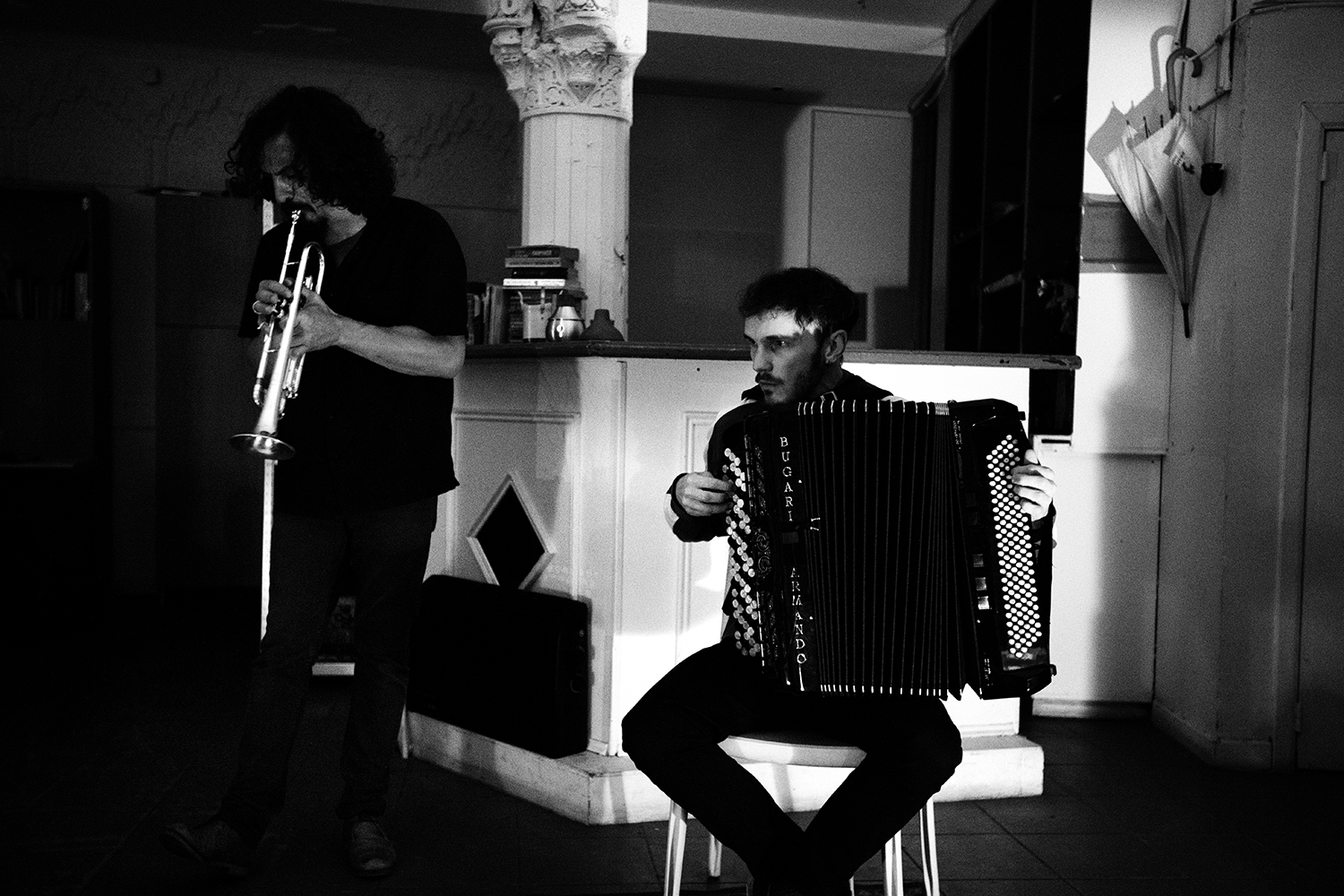 Quentin Stokart & Luís Vicente & Stan Maris by Laurent Orseau - Concert - Tropicana BXL - Brussels, Belgium #10