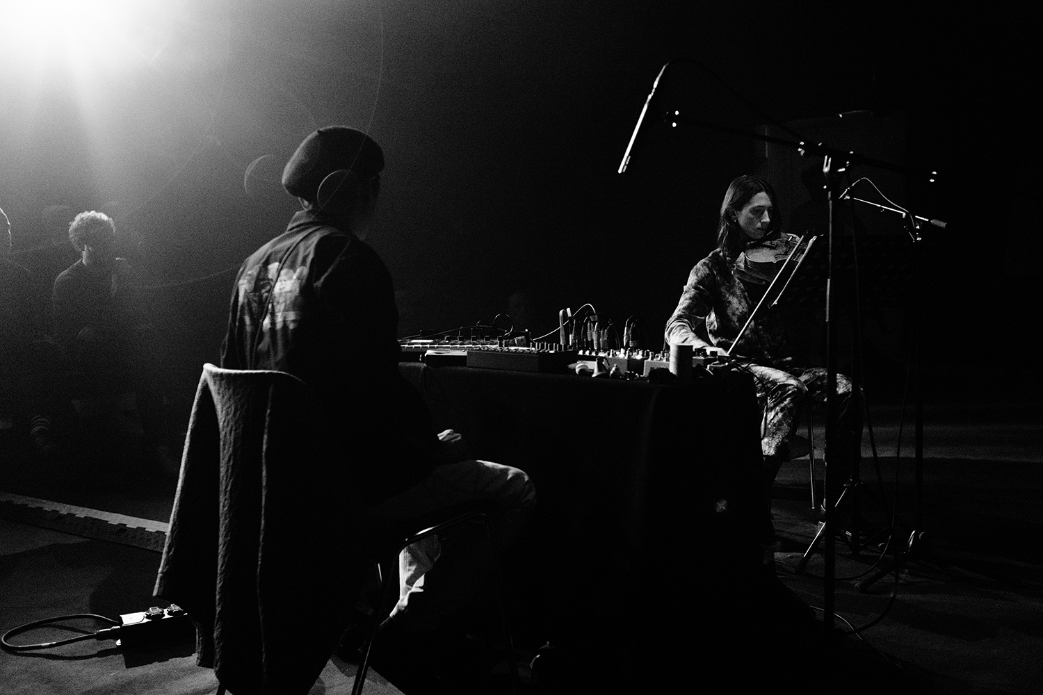 Roxane Métayer & A Tribe called NoiZ - Concert - Pilar - Brussels